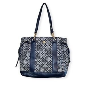 Tommy Hilfiger Adjustable Shoulder Tote
